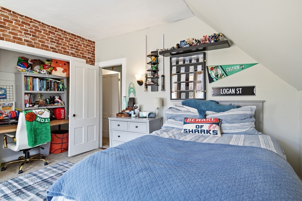 53 Chestnut Street Ware, MA 01082 - Photo 33 of 42