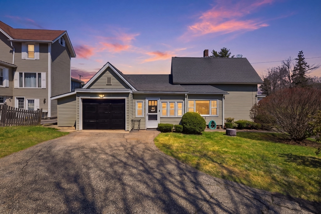 53 Chestnut Street Ware, MA 01082 - Photo 4 of 42