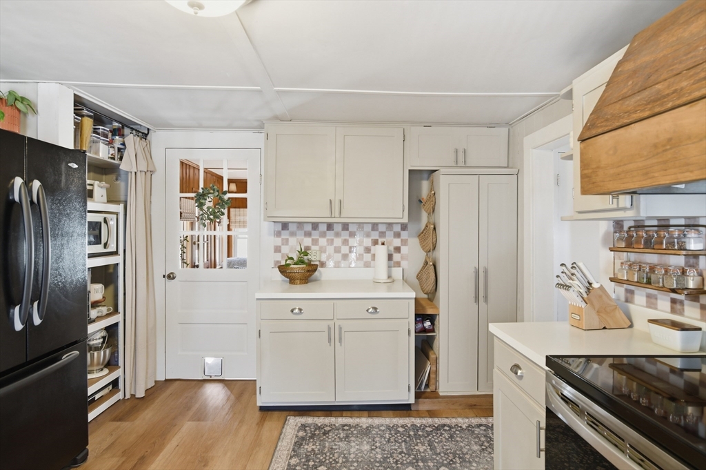 53 Chestnut Street Ware, MA 01082 - Photo 10 of 42