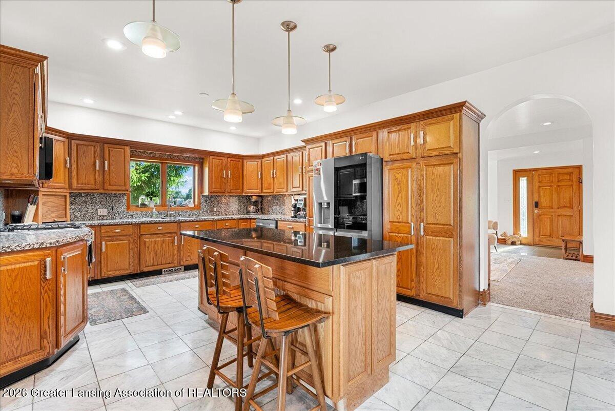 1300 South Canal Road Lansing, MI 48917 - Photo 8 of 53 12-Media Jett -31