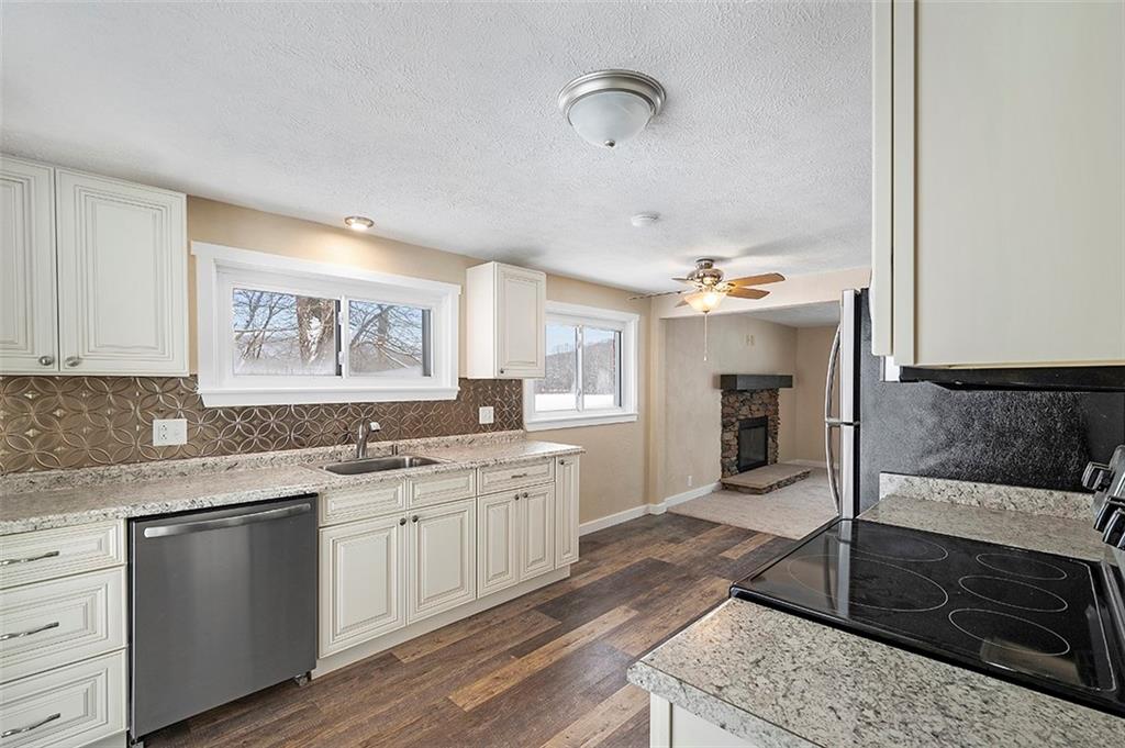 228 Independence Road Aliquippa, PA 15001 - Photo 14 of 25 Gallery Image 14