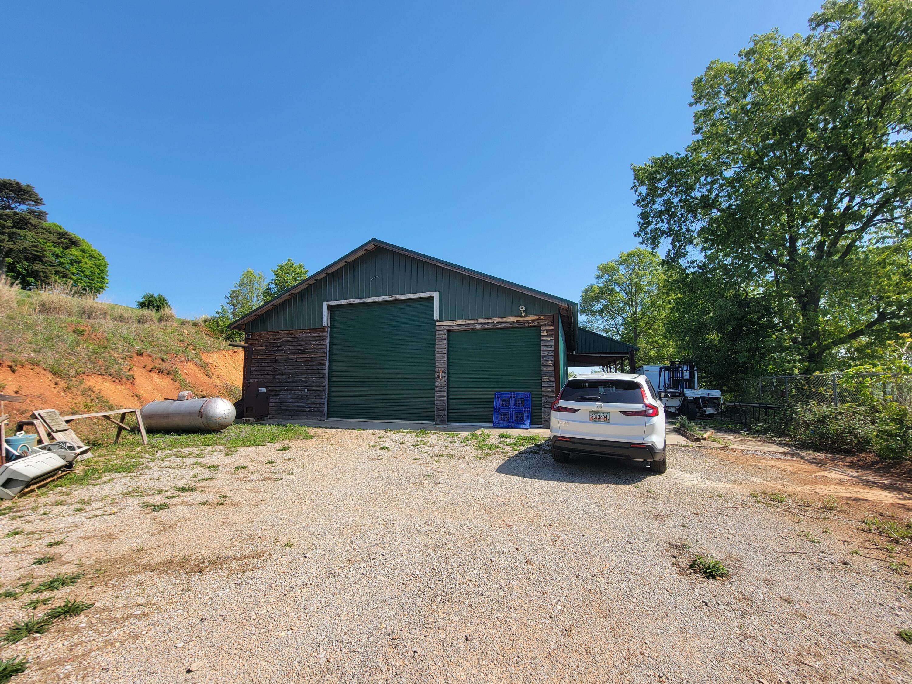 150 West Highland Drive Ringgold, GA 30736 - Photo 8 of 20 20250414_112654