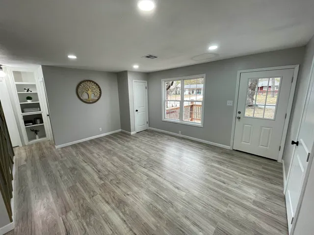 $140,000 | 2050 South Grove Street, Wichita, KS 67211