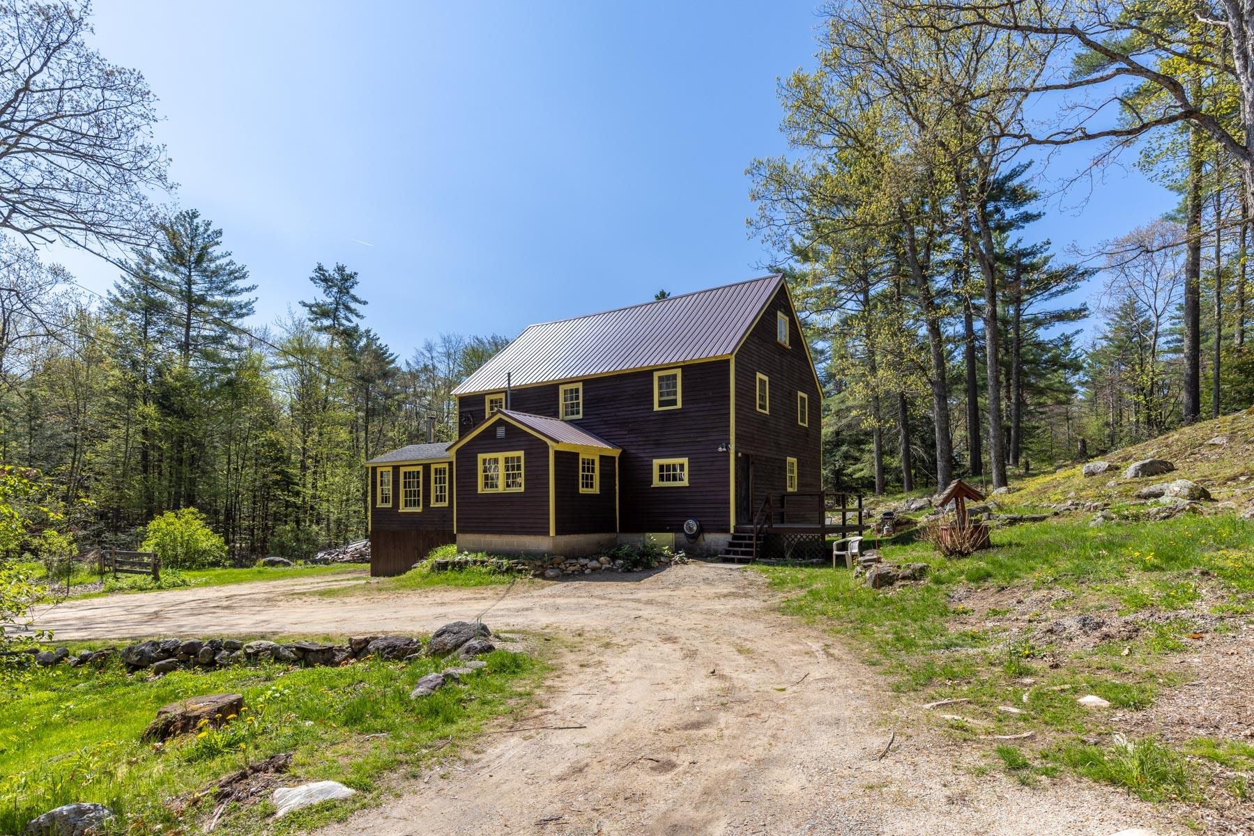 141 Kennard Road Nottingham, NH 03290 - Photo 3 of 37