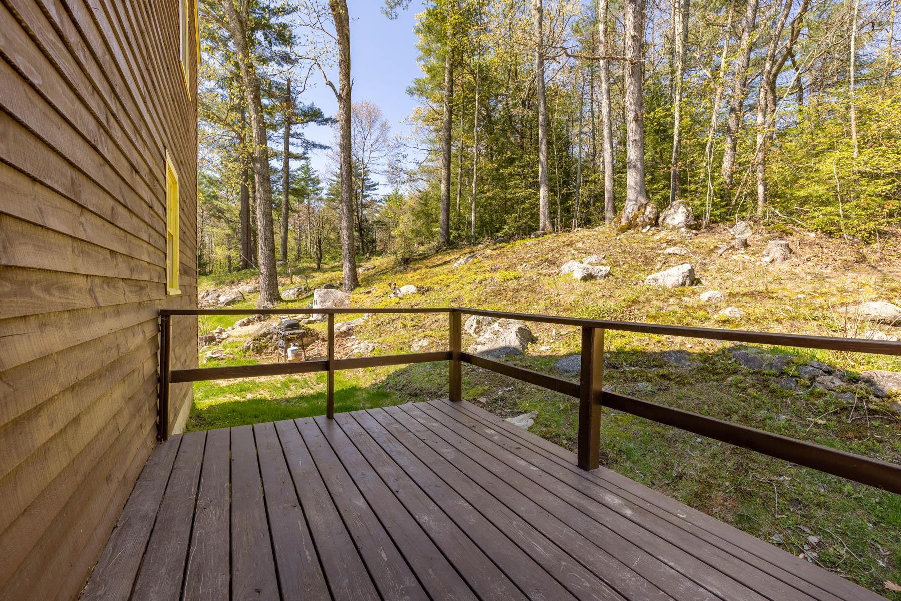 141 Kennard Road Nottingham, NH 03290 - Photo 8 of 37