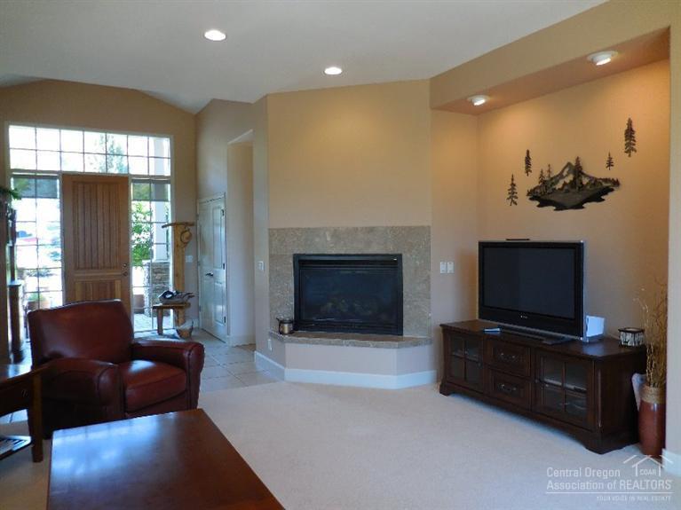 10289 Sundance Ridge Loop Redmond, OR 97756 - Photo 7 of 23 Additional Photo