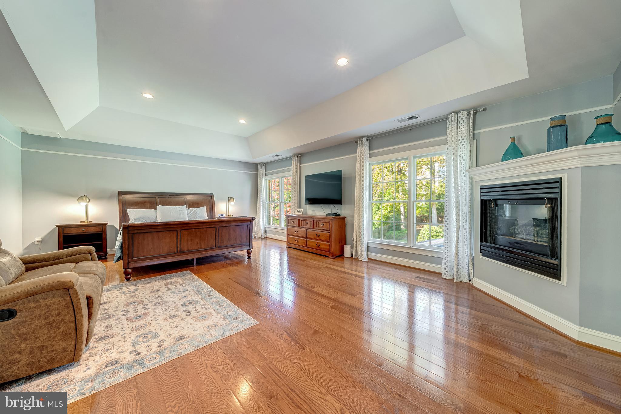 1854 Valley Wood Road McLean, VA 22101 - Photo 32 of 70 PRIMARY SUITE GAS FIREPLACE, TRAY CEILING & CROWN