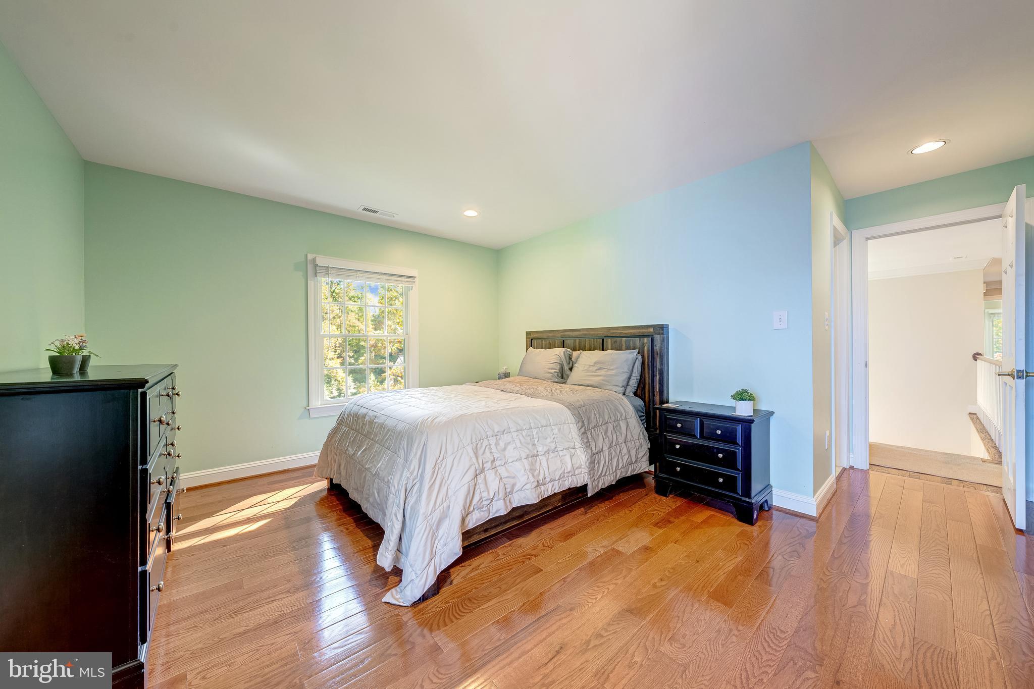 1854 Valley Wood Road McLean, VA 22101 - Photo 37 of 70 15x12 BEDROOM 2 ALSO HAS AN EN'SUITE BATH