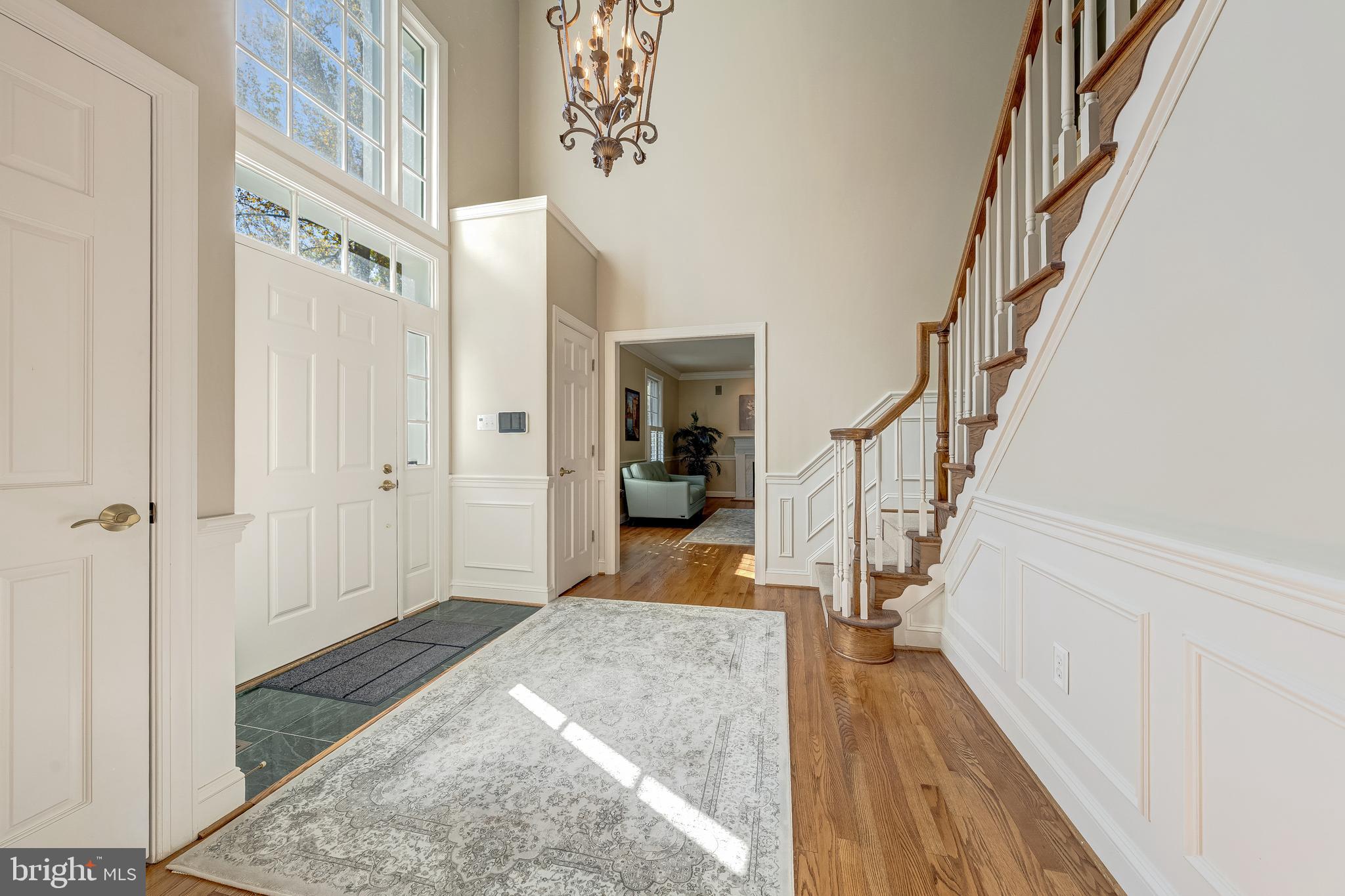 1854 Valley Wood Road McLean, VA 22101 - Photo 5 of 70 2-STORY FOYER WITH 2 CLOSETS