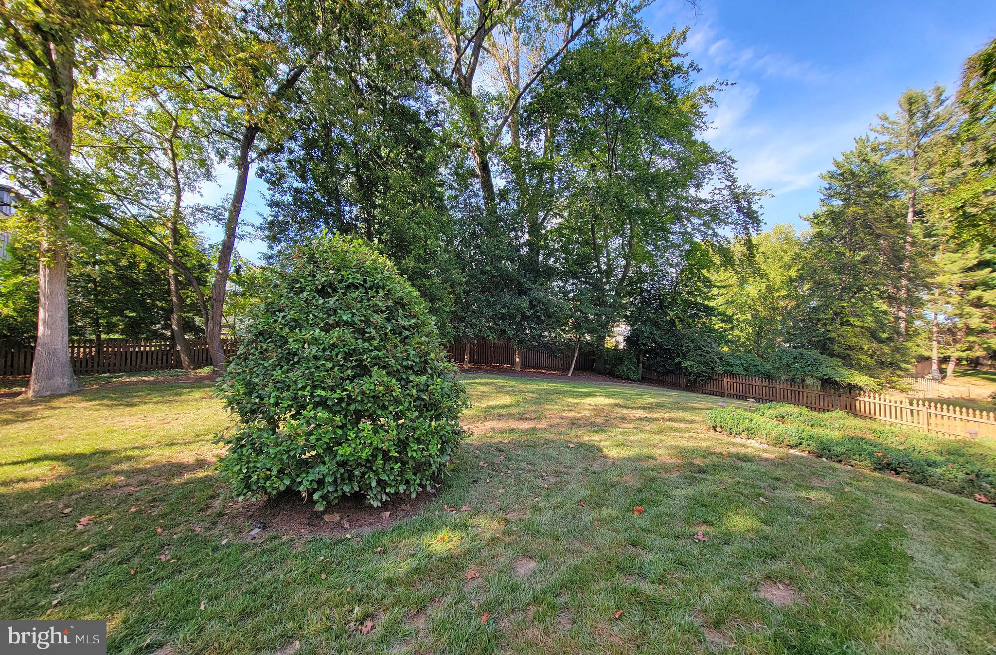1854 Valley Wood Road McLean, VA 22101 - Photo 58 of 70 FENCED REAR YARD