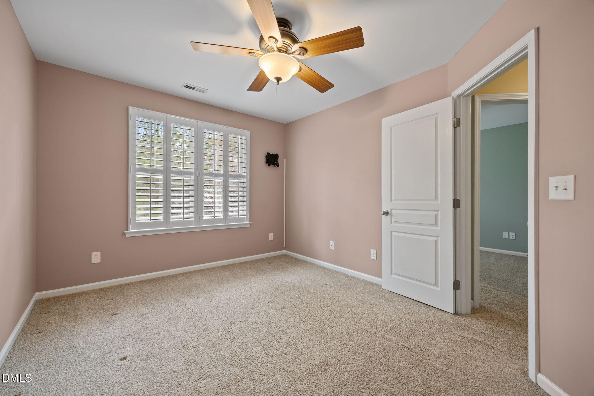 5901 Hourglass Court Raleigh, NC 27612 - Photo 41 of 46 38-web-or-mls-IMG_8904