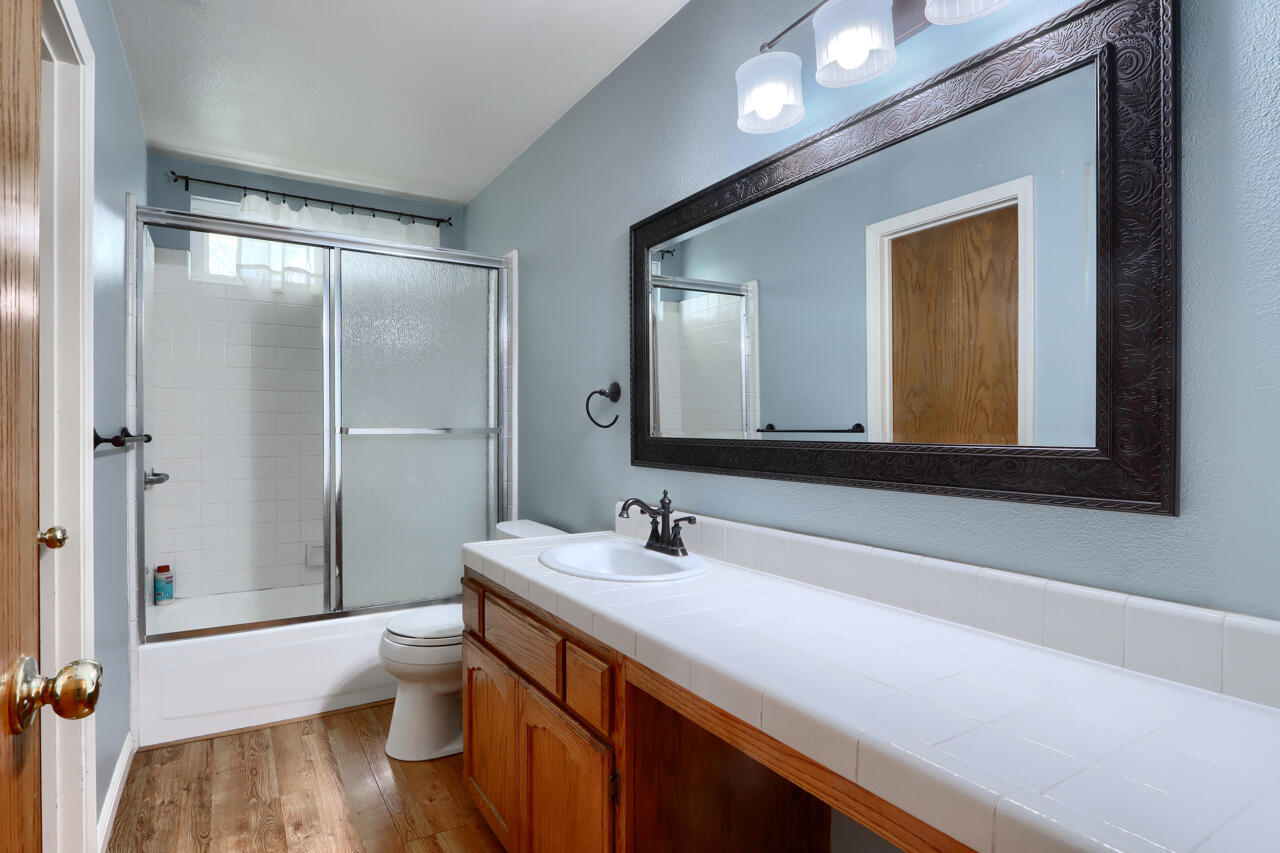 44755 Savage Road Coarsegold, CA 93614 - Photo 19 of 68 15-bathroom
