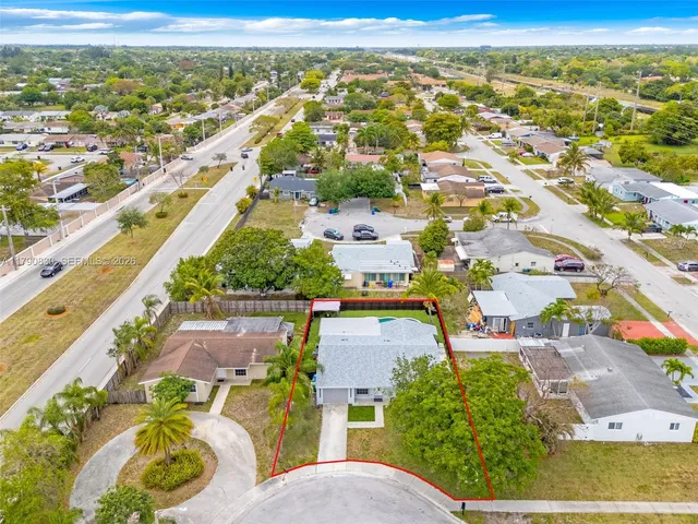 $624,700 | 181 Southwest 76th Terrace, Margate, FL 33068