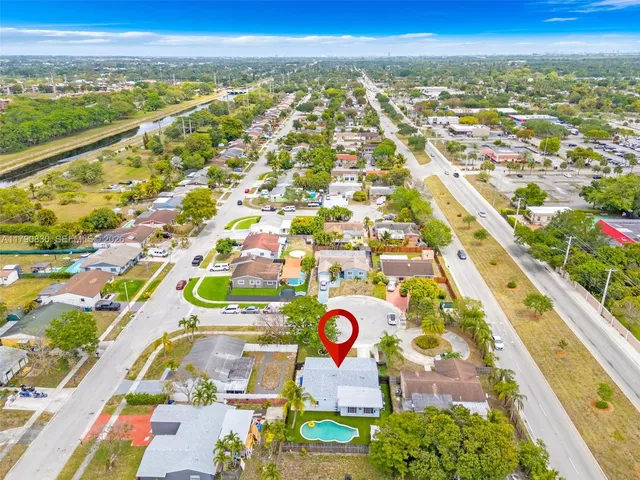 $624,700 | 181 Southwest 76th Terrace, Margate, FL 33068