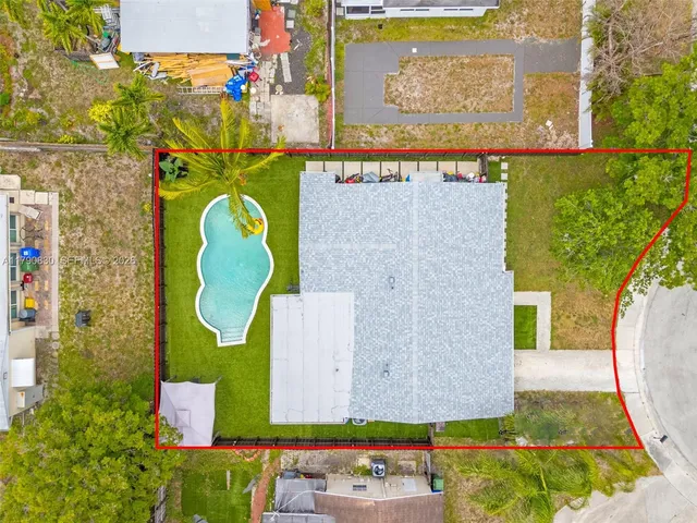 $624,700 | 181 Southwest 76th Terrace, Margate, FL 33068