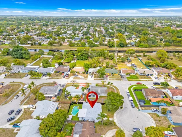 $624,700 | 181 Southwest 76th Terrace, Margate, FL 33068