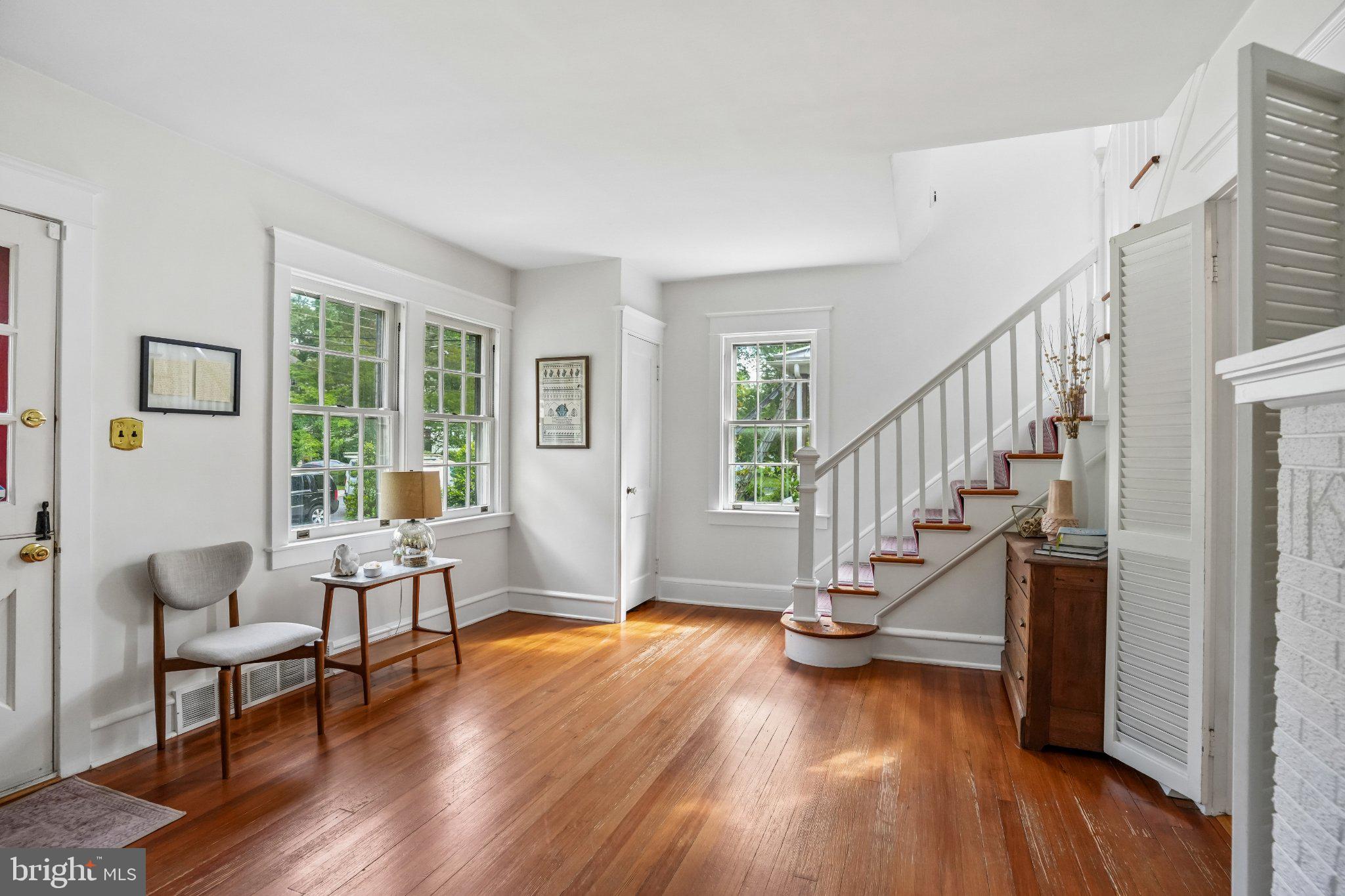 650 Maple Avenue Haddonfield, NJ 08033 - Photo 5 of 31 Bright and inviting entryway charm.