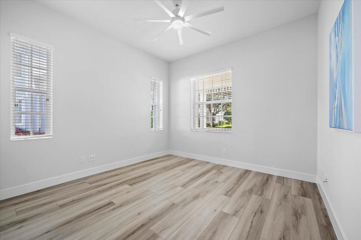 214 Barbados Drive Jupiter, FL 33458 - Photo 24 of 39 24