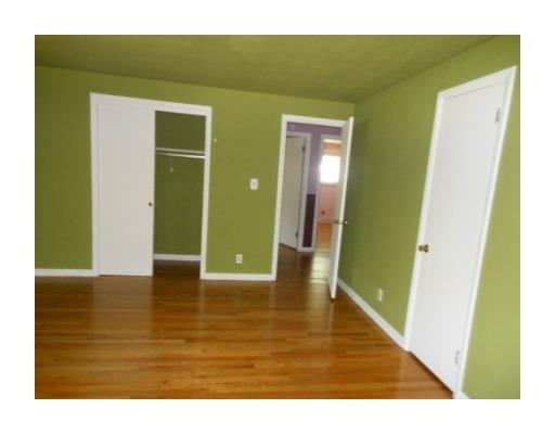 157 Ashbrook Road Dayton, OH 45415 - Photo 8 of 9 Gallery Image 8