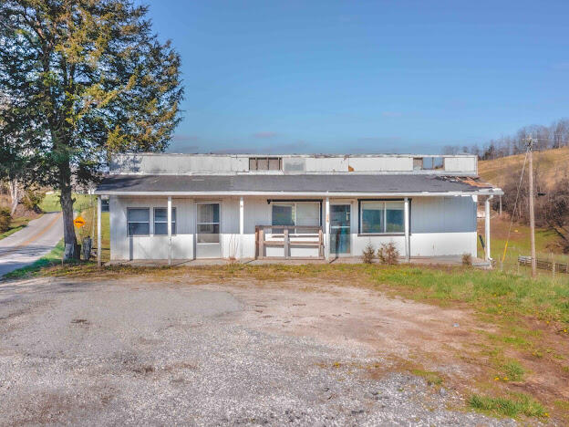 7290 Climax Road Mount Vernon, KY 40456 - Photo 3 of 9 73EC1BE1-6488-4100-A869-66EF90E1AC75
