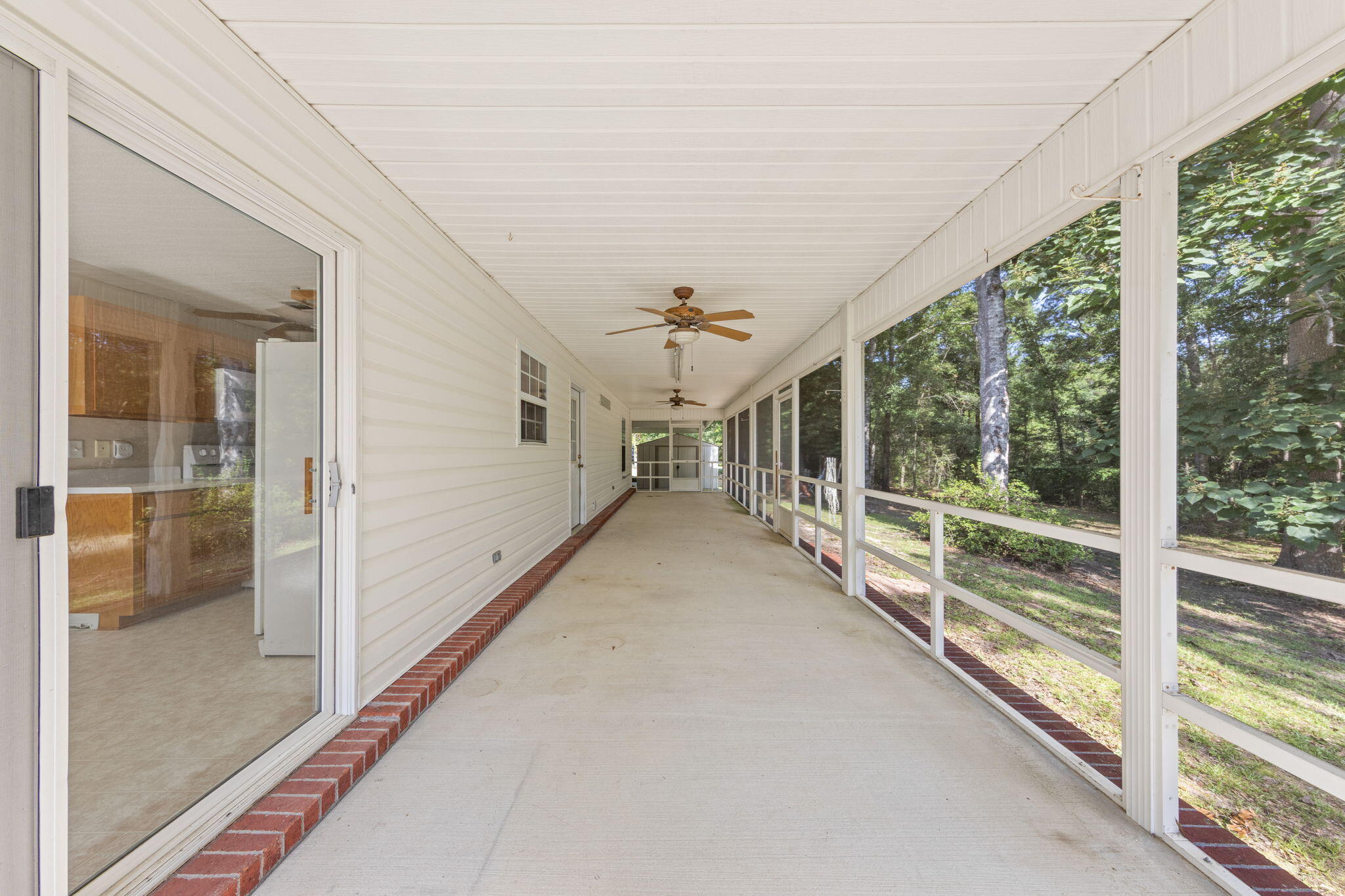 3435 Fl-2 Laurel Hill Laurel Hill, FL 32567 - Photo 20 of 39 a view of a porch