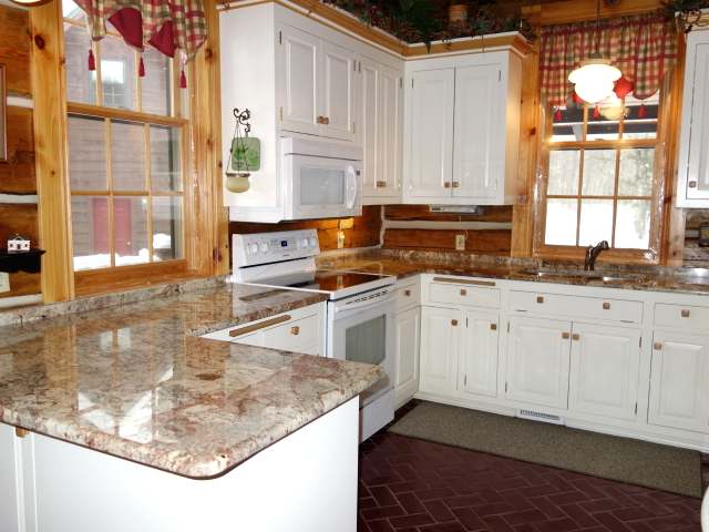 10340 Howards End Road Minocqua, WI 54548 - Photo 5 of 20 Gallery Image 5