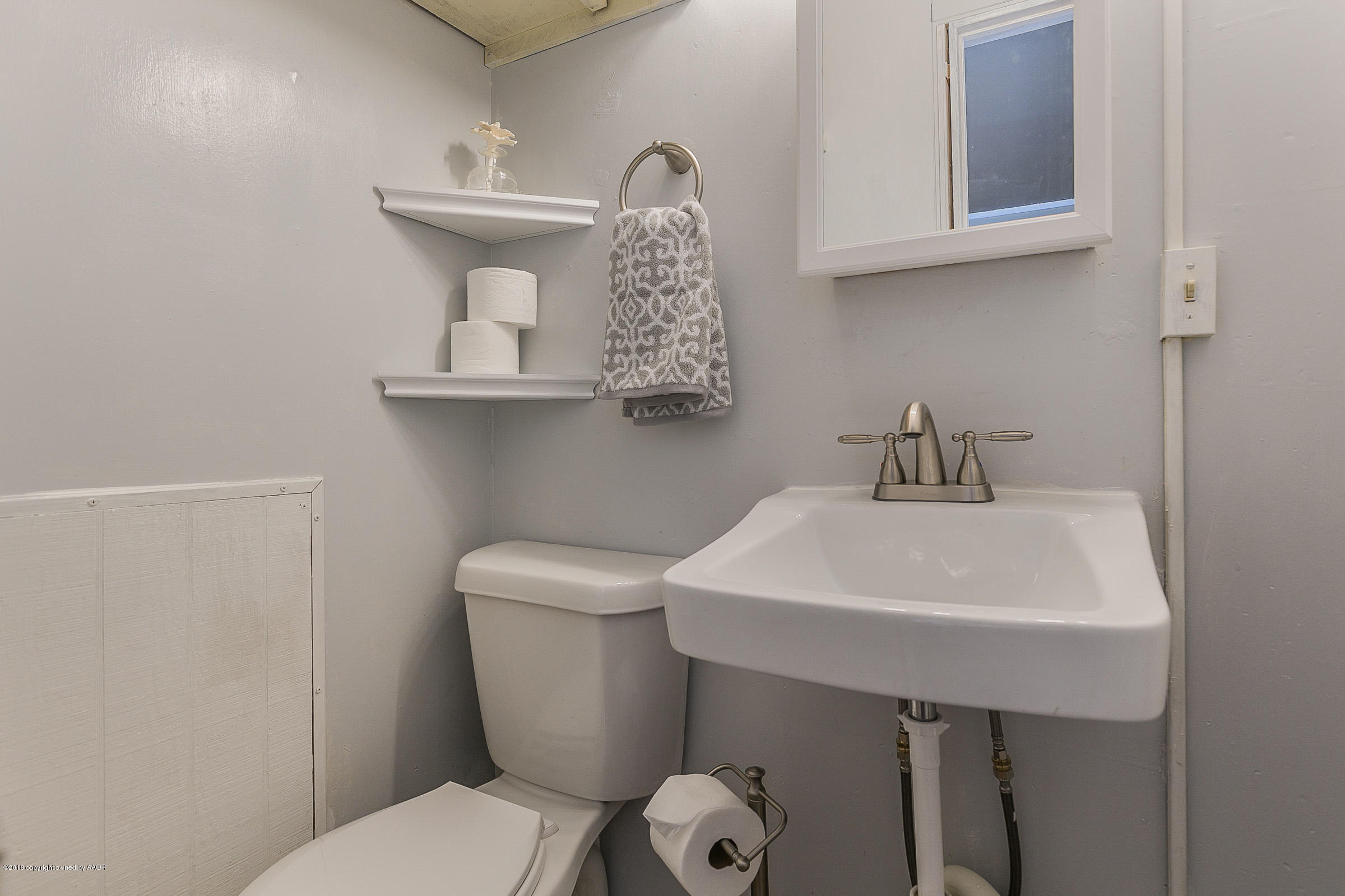 5123 South Bonham Street Amarillo, TX 79110 - Photo 13 of 22 011_Master Bathroom