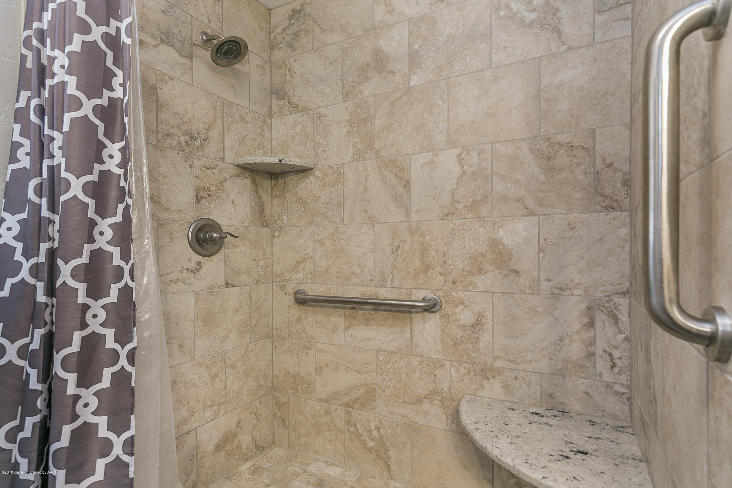 5123 South Bonham Street Amarillo, TX 79110 - Photo 15 of 22 014_Hall Bathroom-2