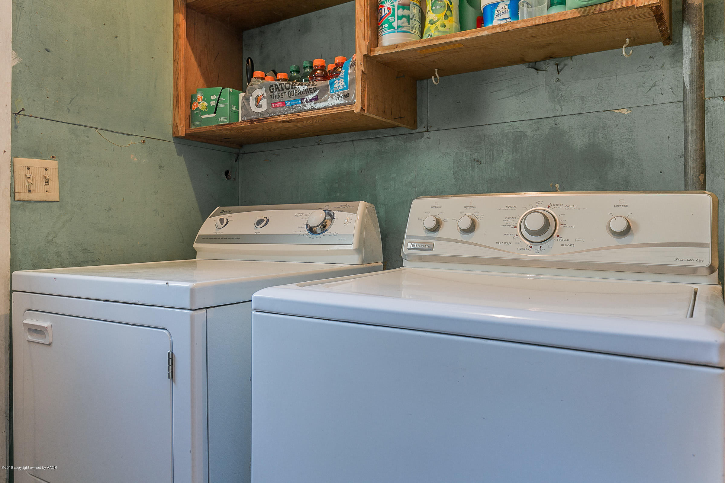 5123 South Bonham Street Amarillo, TX 79110 - Photo 19 of 22 018_Laundry