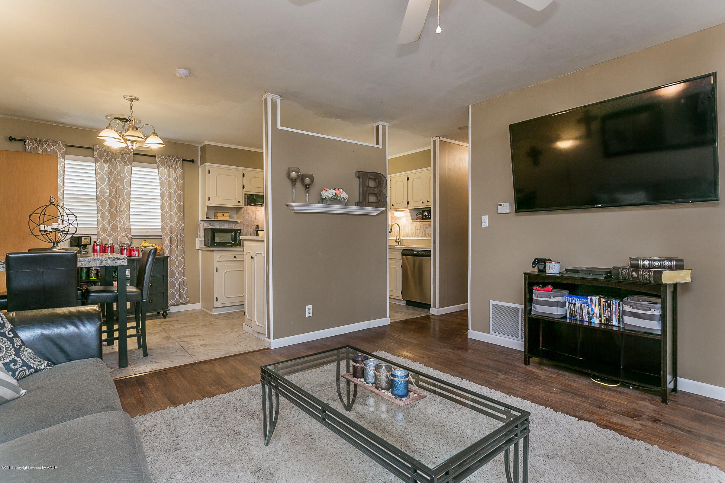 5123 South Bonham Street Amarillo, TX 79110 - Photo 6 of 22 003_Living Room-2
