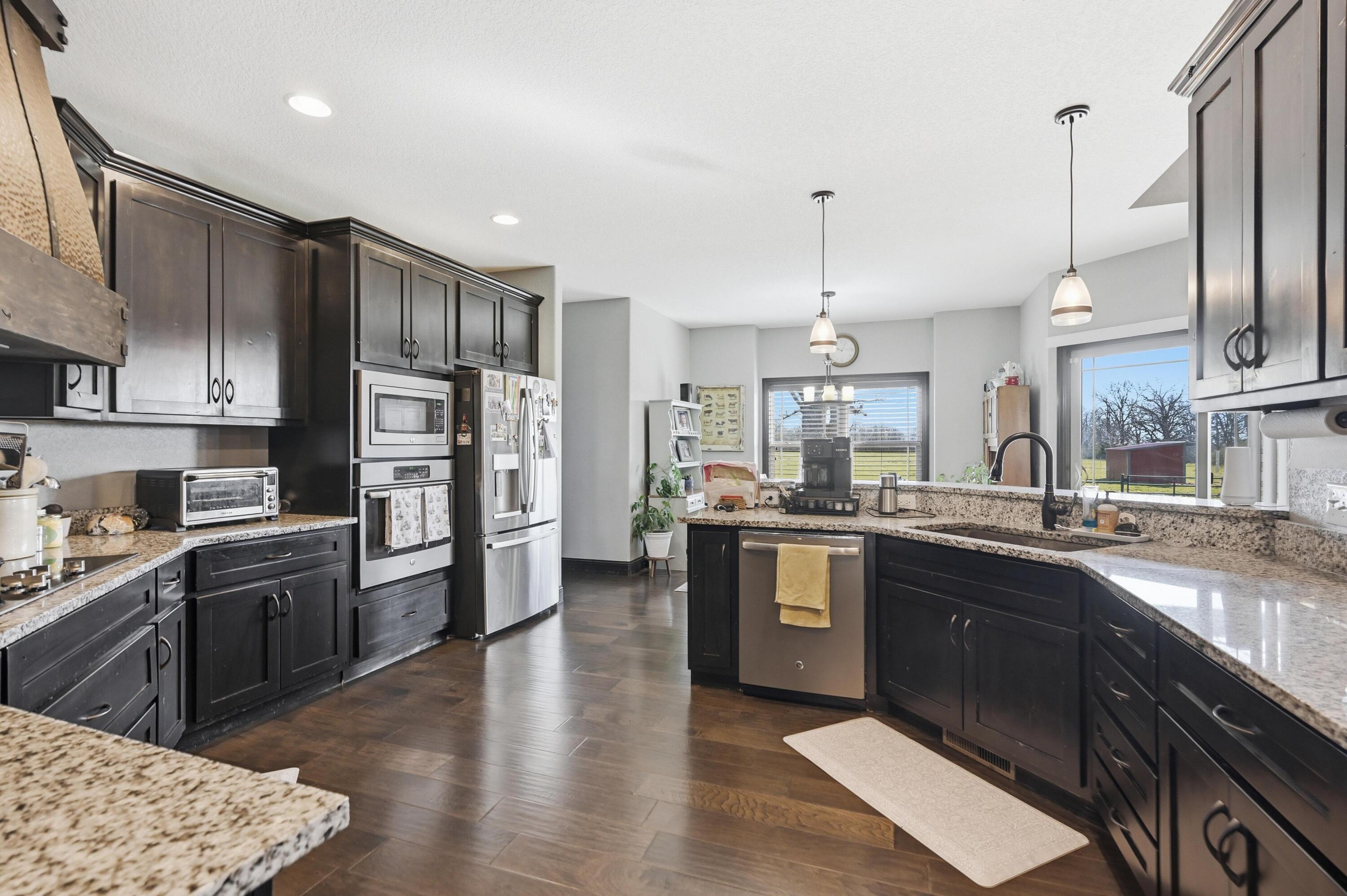 8161 Falcon Road Neosho, MO 64850 - Photo 14 of 68 014