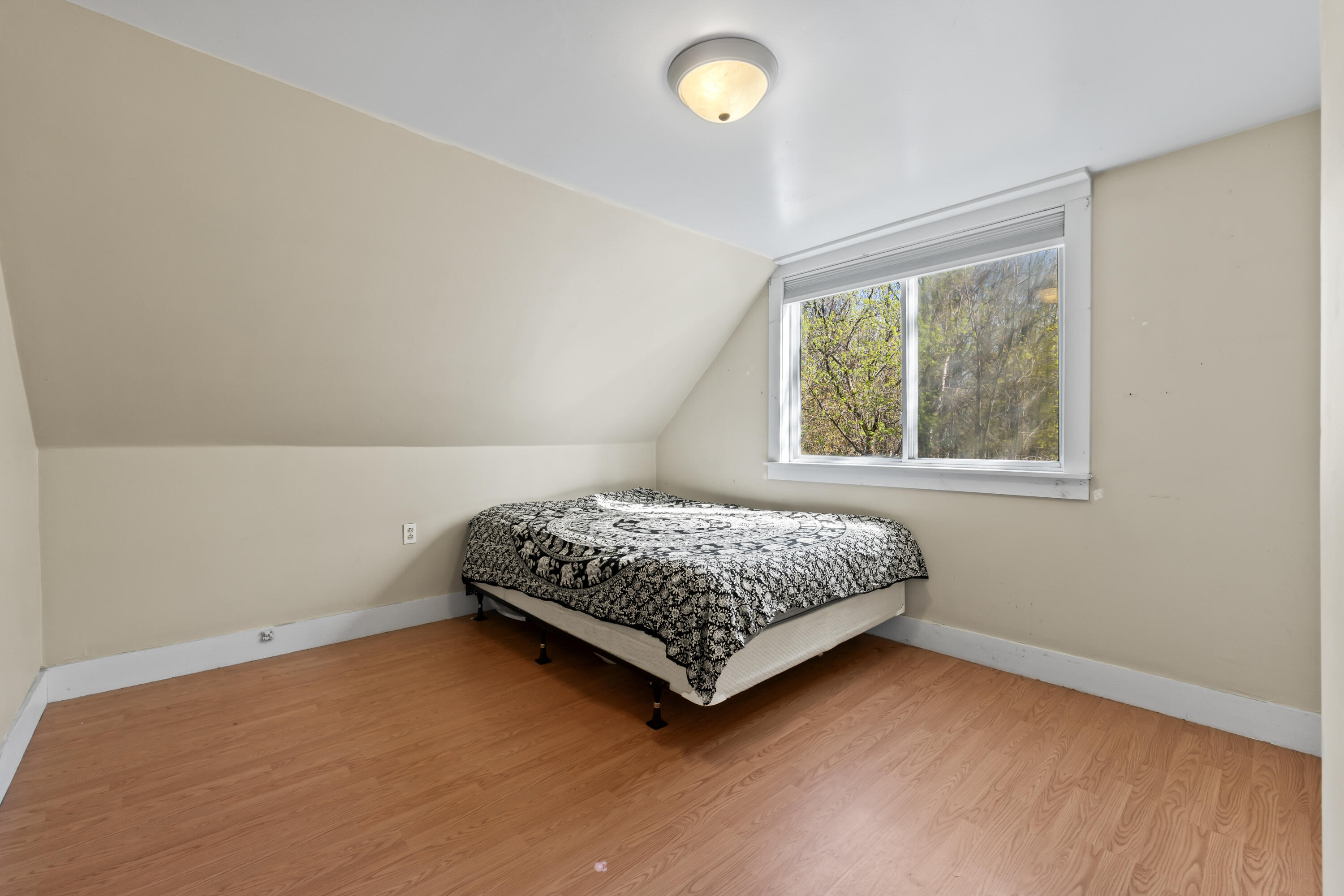 88 Spring Street Gardiner, ME 04345 - Photo 15 of 21 88 Spring Street_121