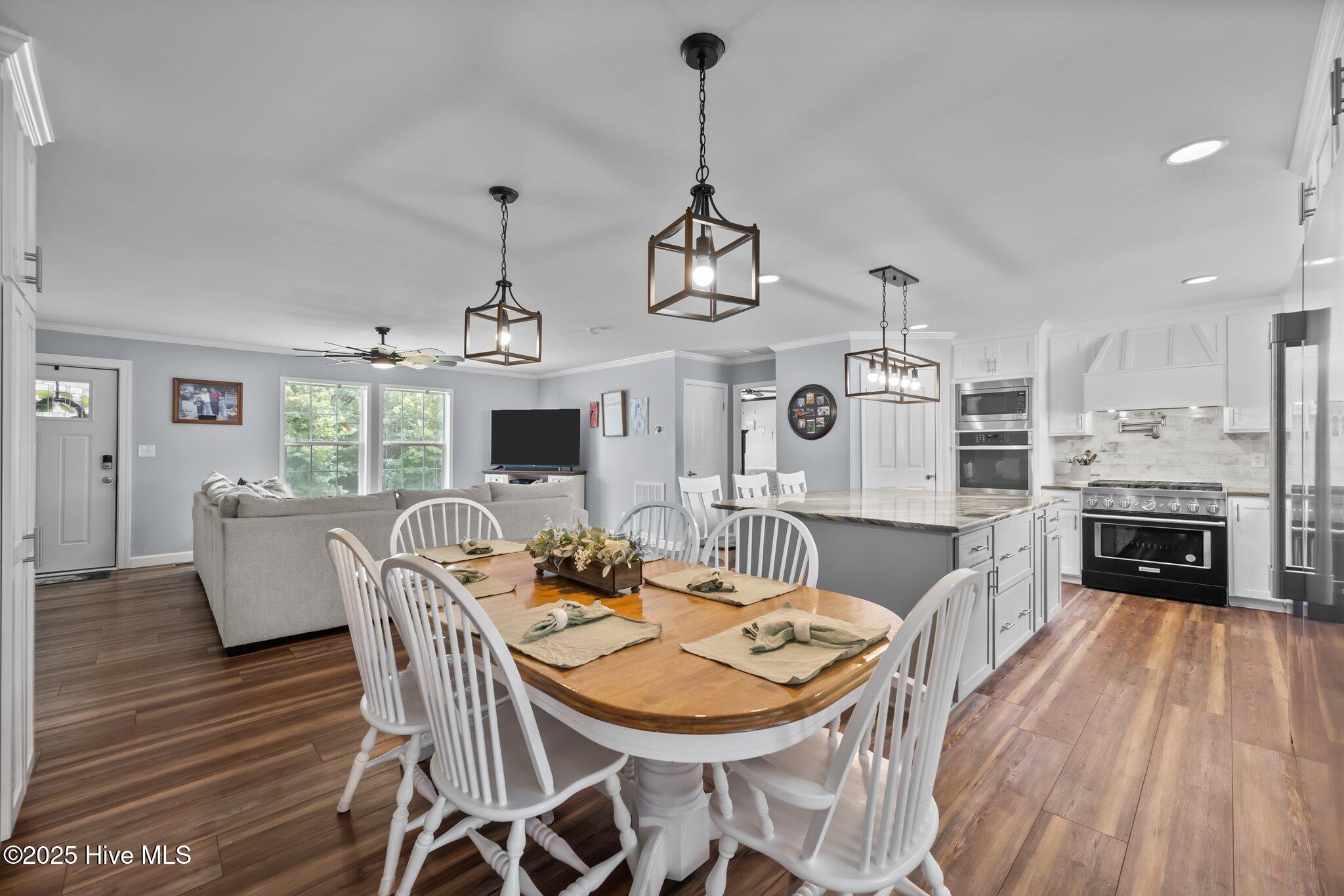 244 Newbold Road Jacksonville, NC 28540 - Photo 6 of 50 11-web-or-mls-_RAD4664
