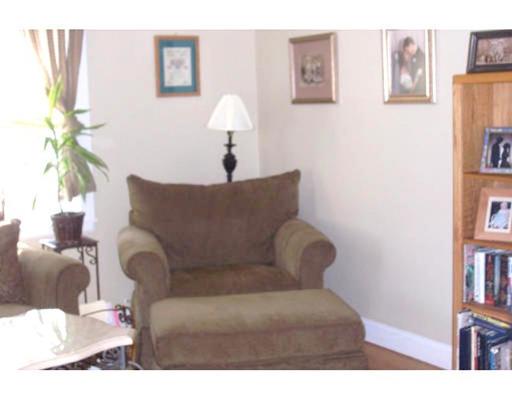 74 Ruggles Street Quincy, MA 02169 - Photo 2 of 11 Gallery Image 2