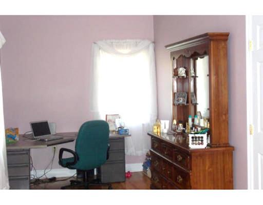74 Ruggles Street Quincy, MA 02169 - Photo 9 of 11 Gallery Image 9
