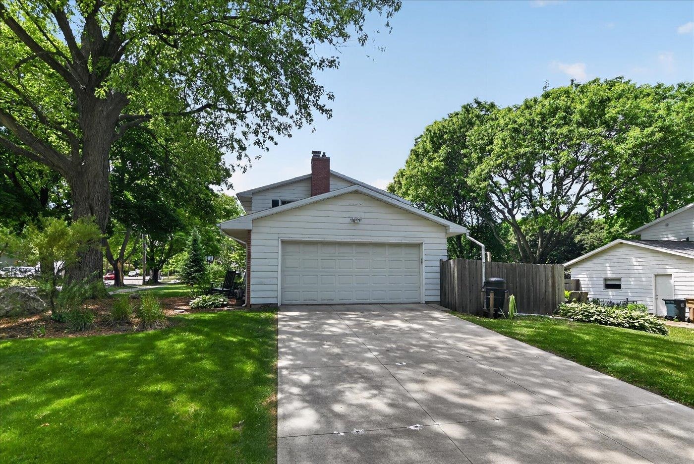 6602 Montclair Lane Madison, WI 53711 - Photo 5 of 63