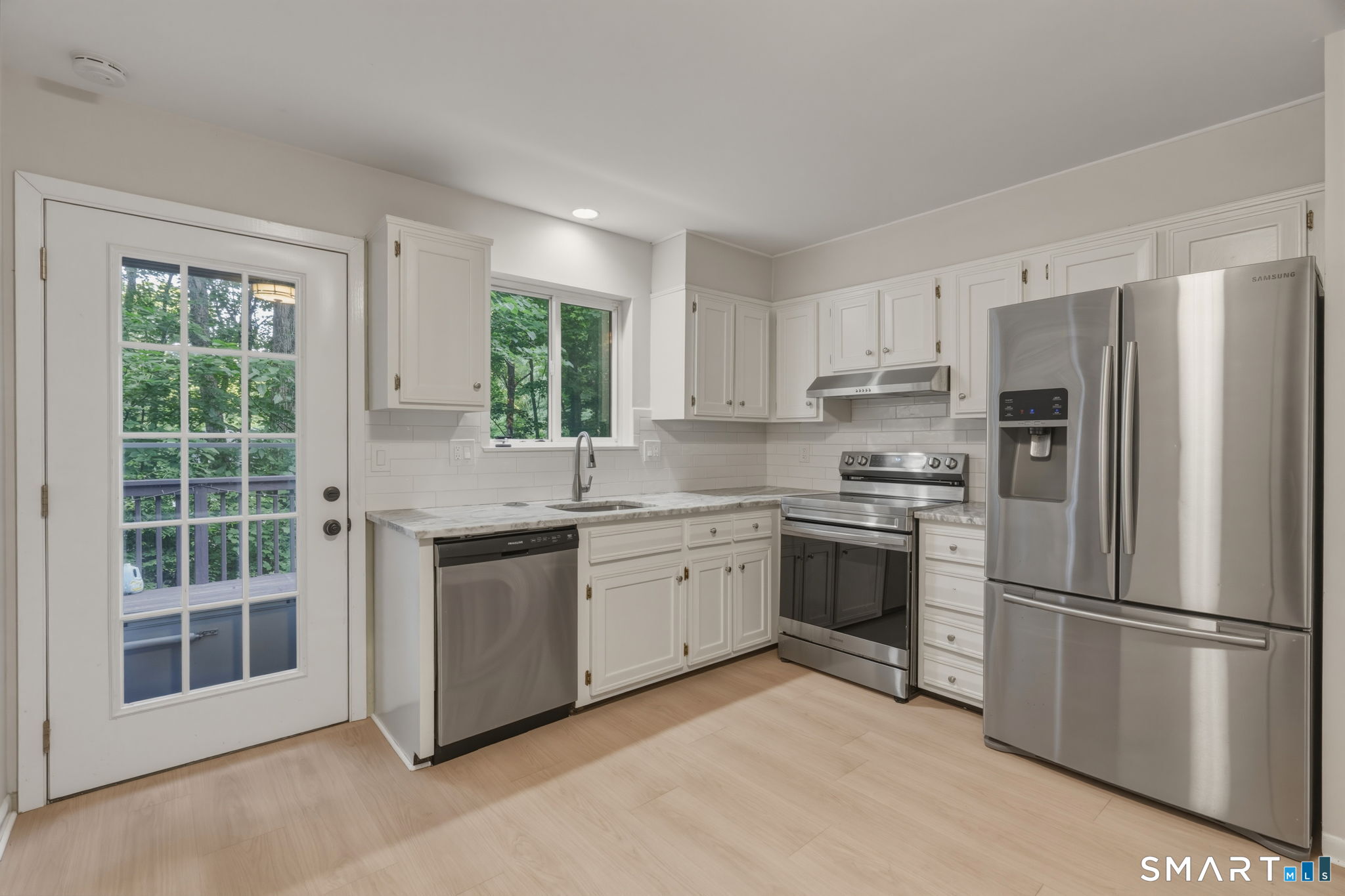 518 Bennetts Farm Road Ridgefield, CT 06877 - Photo 15 of 35