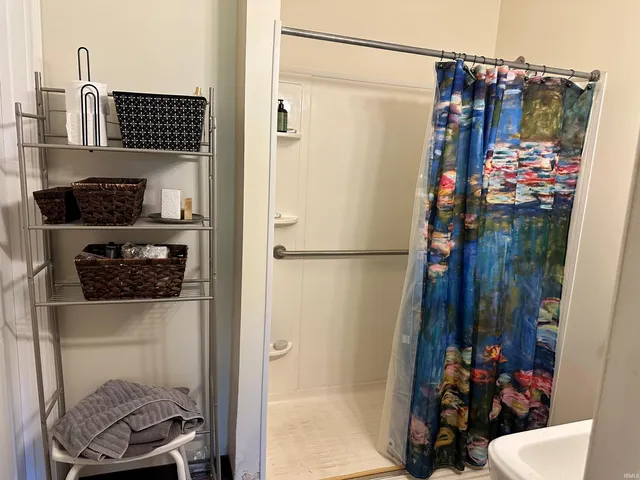 $150,000 | 1 South Kentucky Street, Remington, IN 47977