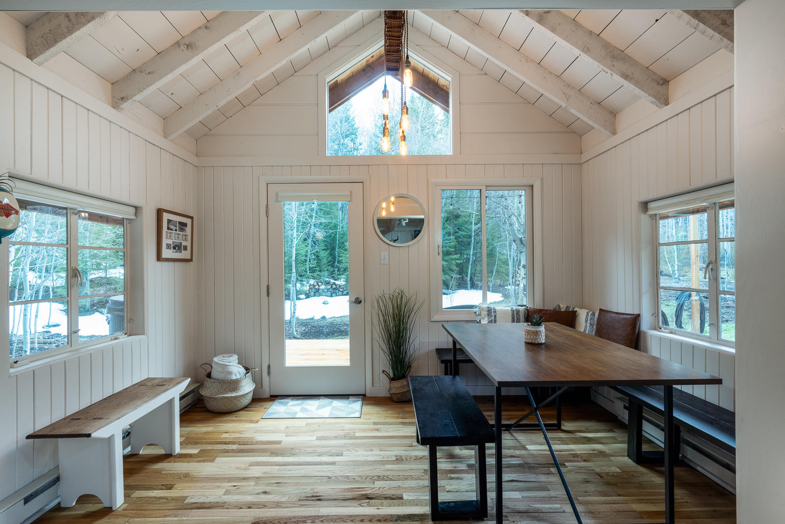 101 Clear Creek Canyon Road Ketchum, ID 83340 - Photo 21 of 37 Snook cabin dining area