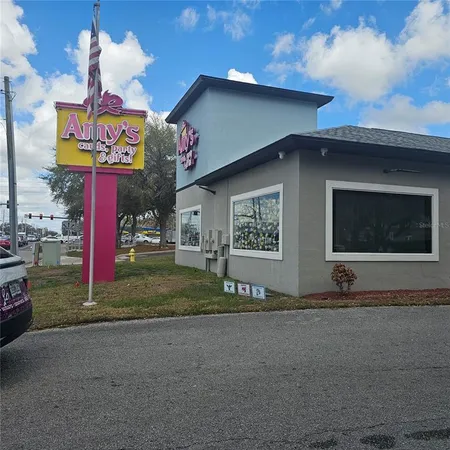 $15 | 1806 1st Street South, Unit 1, Winter Haven, FL 33880