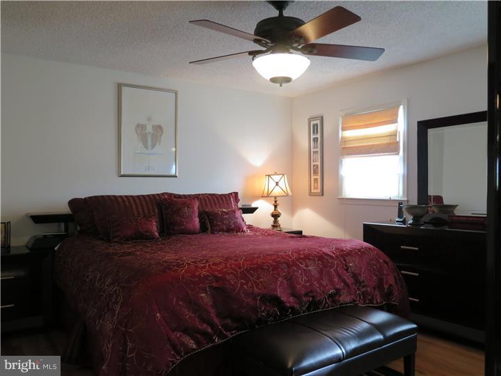 52 Bolton Road Hamilton, NJ 08610 - Photo 13 of 24 Bedroom - Main