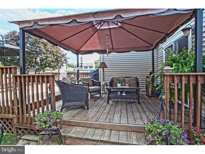 52 Bolton Road Hamilton, NJ 08610 - Photo 22 of 24 Deck