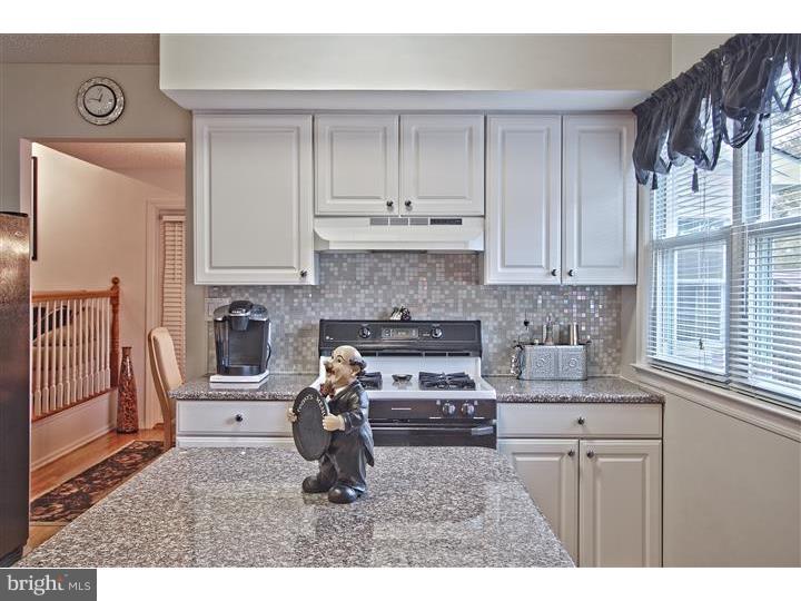 52 Bolton Road Hamilton, NJ 08610 - Photo 9 of 24 Kitchen