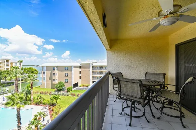 $3,250 | 401 150th Avenue, Unit 245, Madeira Beach, FL 33708