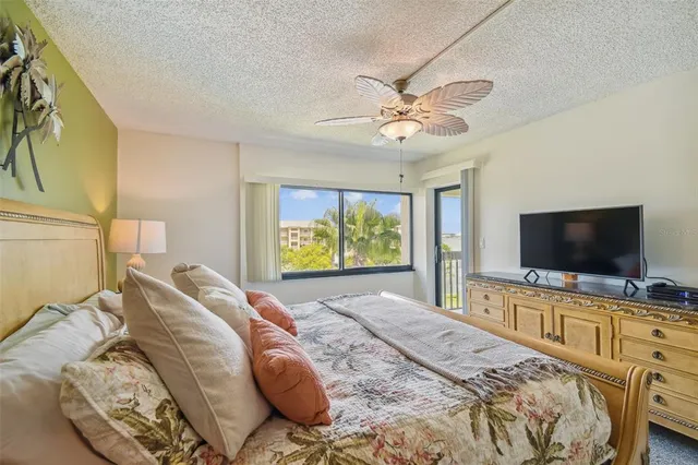 $3,250 | 401 150th Avenue, Unit 245, Madeira Beach, FL 33708