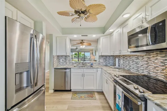 $3,250 | 401 150th Avenue, Unit 245, Madeira Beach, FL 33708