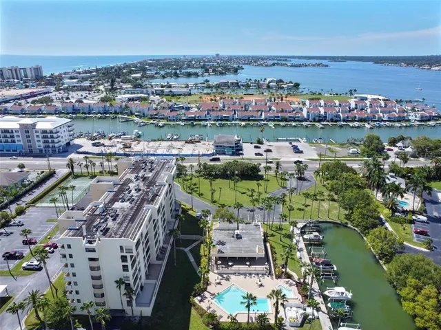 $3,250 | 401 150th Avenue, Unit 245, Madeira Beach, FL 33708