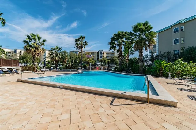 $3,250 | 401 150th Avenue, Unit 245, Madeira Beach, FL 33708