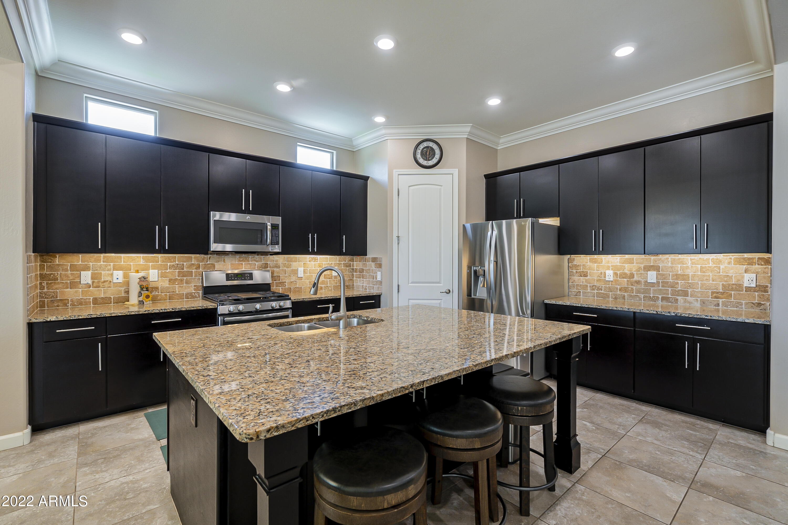 1151 East Reliant Street Gilbert, AZ 85298 - Photo 12 of 68 KITCHEN WITH GRANITE & CABINET LIGHTING