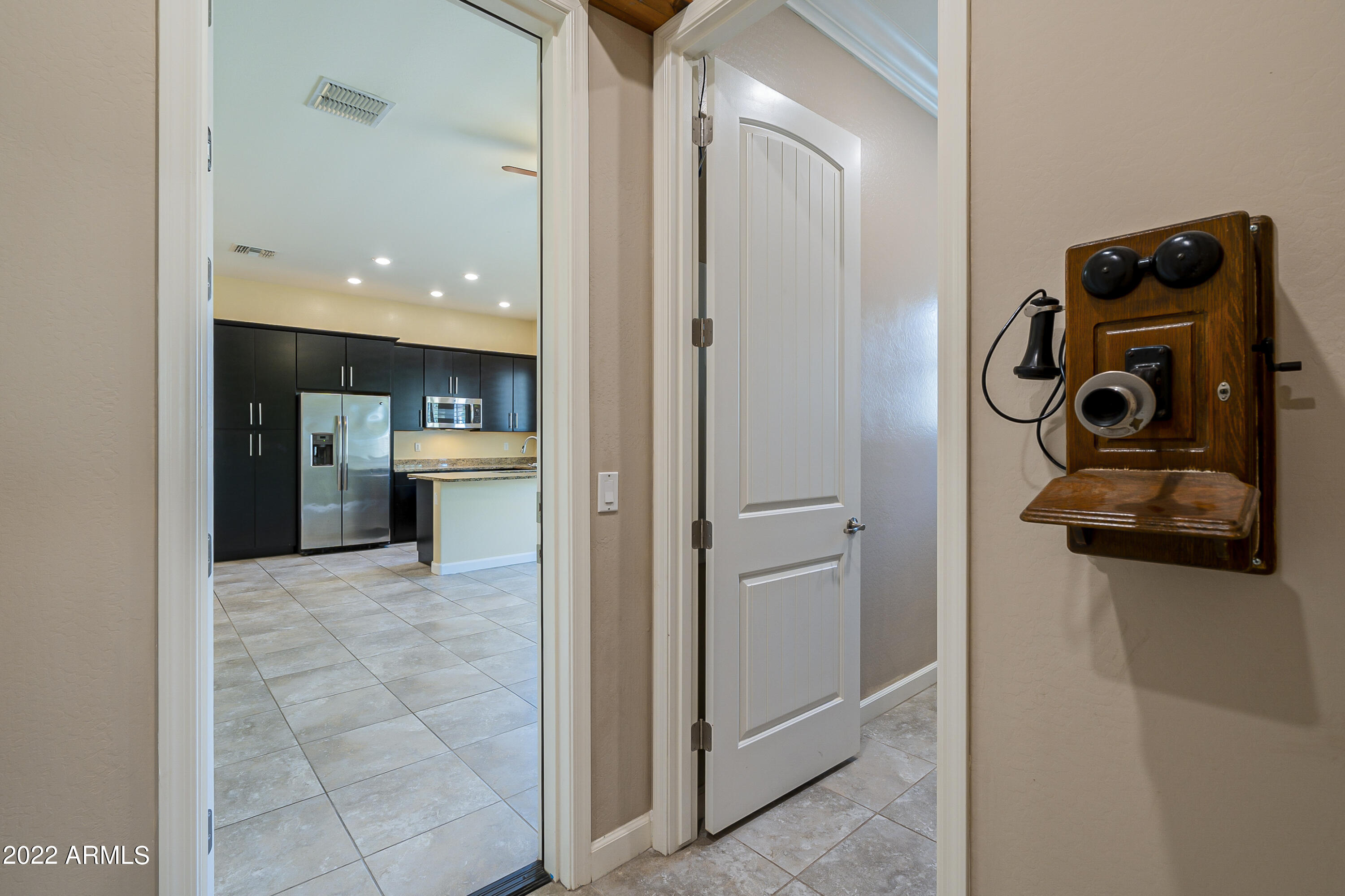 1151 East Reliant Street Gilbert, AZ 85298 - Photo 38 of 68 INTERIOR ENTRANCE TO NEXTGEN SUITE